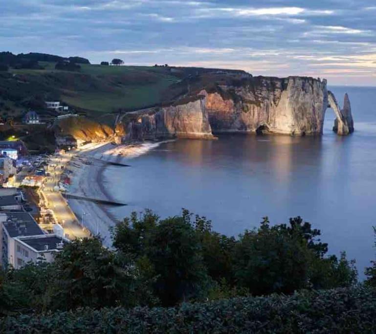 Superbe Appartement Entre Mer Et Ville Dieppe Buitenkant foto